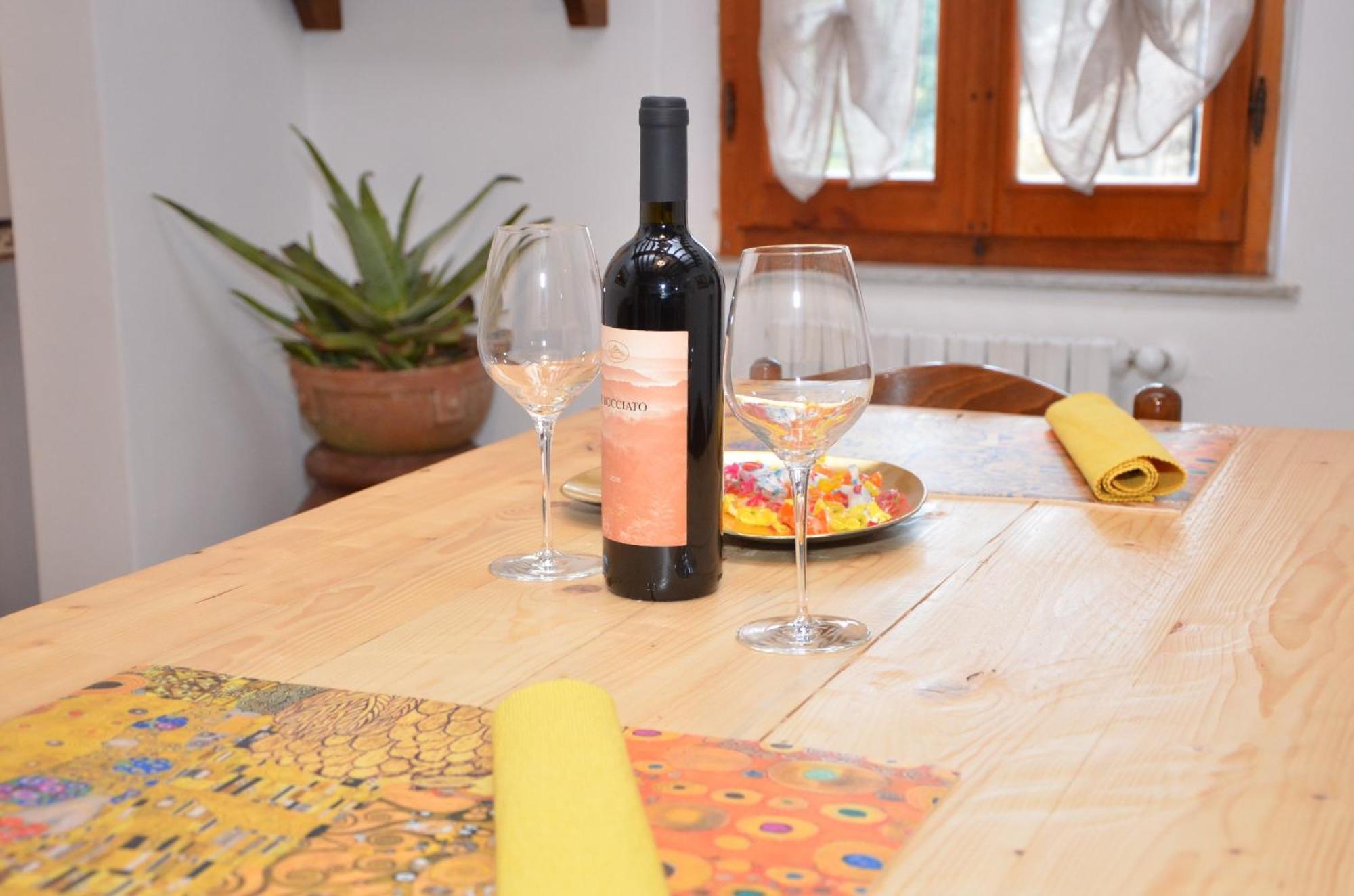 Appartamento Il Nespolo San Gimignano Luaran gambar