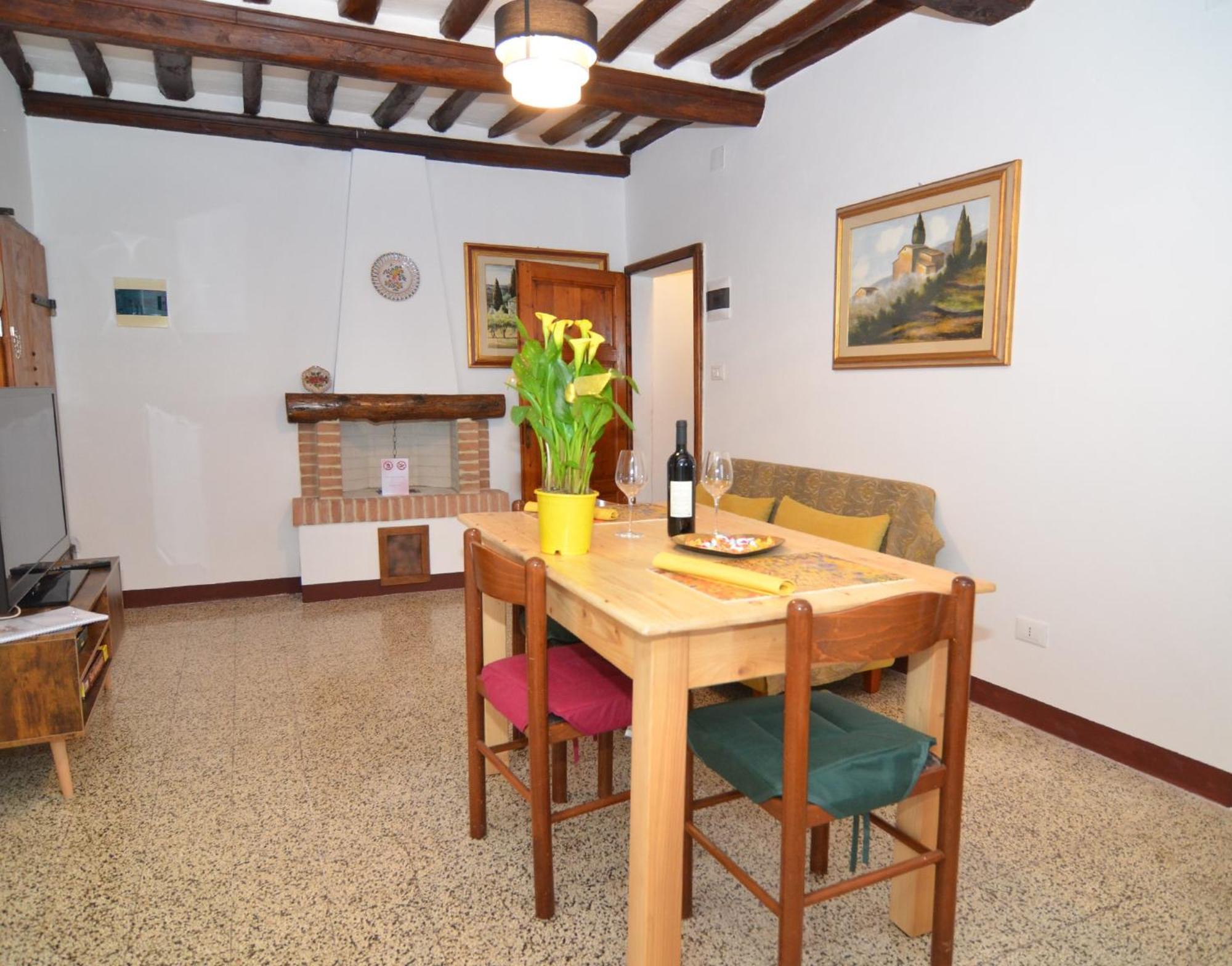 Appartamento Il Nespolo San Gimignano Luaran gambar